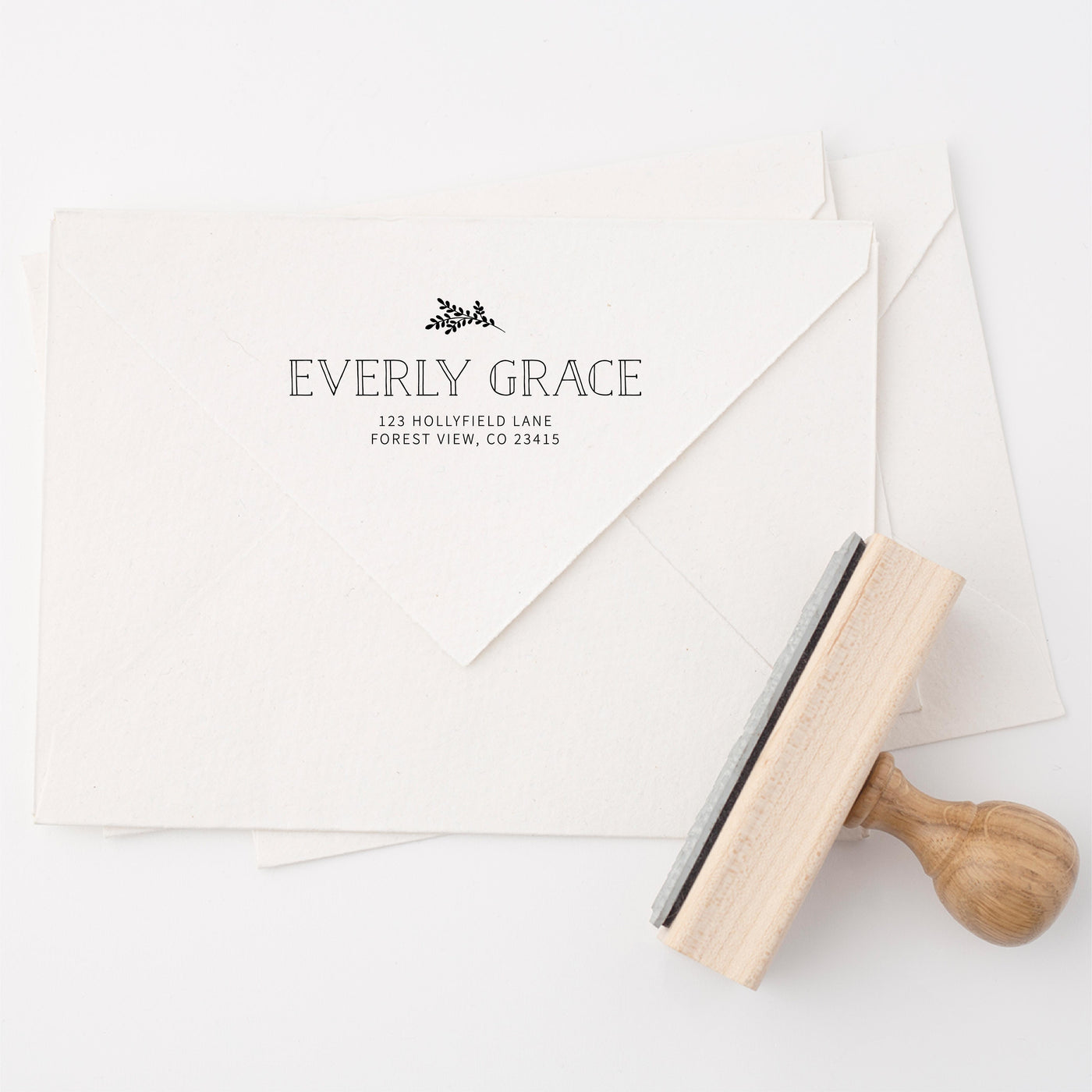 Everly Classic Botanical Return Address | Personalised Rubber Stamp with Wooden Handle for Fine Art Wedding Stationery Invitation Envelope | Heirloom Seals