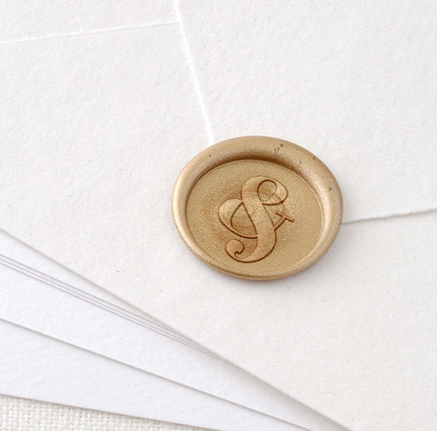 Harper Ampersand Embellishment Gold Self-Adhesive Wax Seals For Fine Art Wedding Invitations | Heirloom Seals