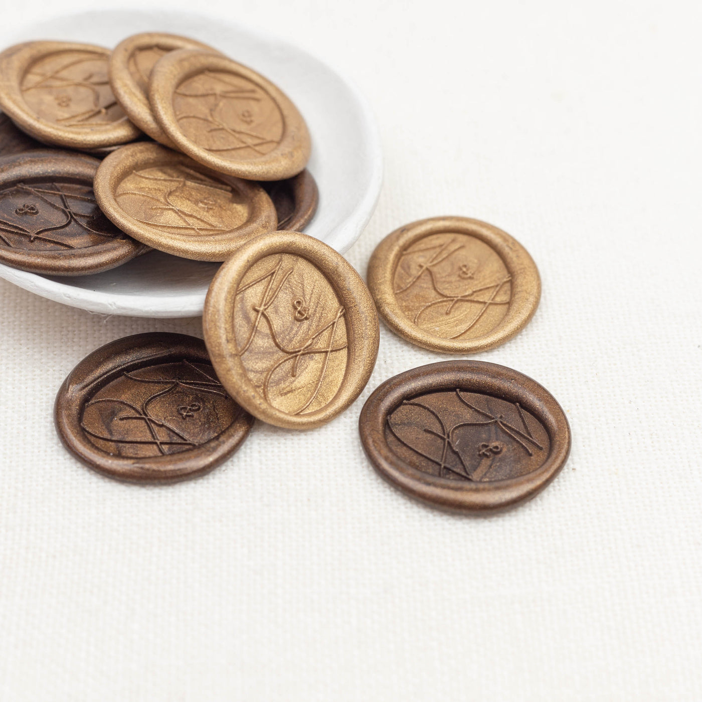 FALLING LEAVES OVAL SELF-ADHESIVE WAX SEALS - KIMBERLEY