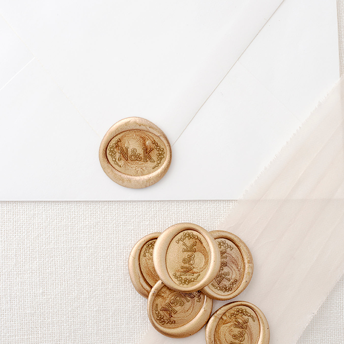 BOTANICAL MONOGRAM SELF-ADHESIVE OVAL WAX SEALS - PENELOPE