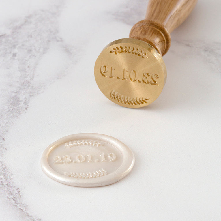 WEDDING DATE SELF-ADHESIVE WAX SEALS - DATE WREATH